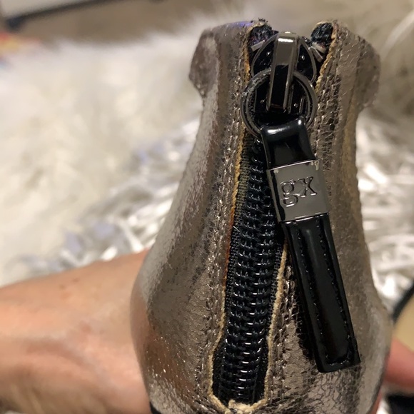 ⭐️Gwen Stefani  Heels⭐️ - Picture 8 of 10